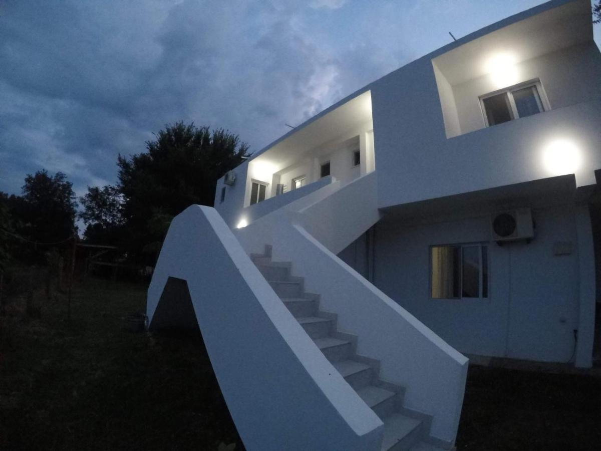 Mar Nero Apartments Bregvija Exterior photo
