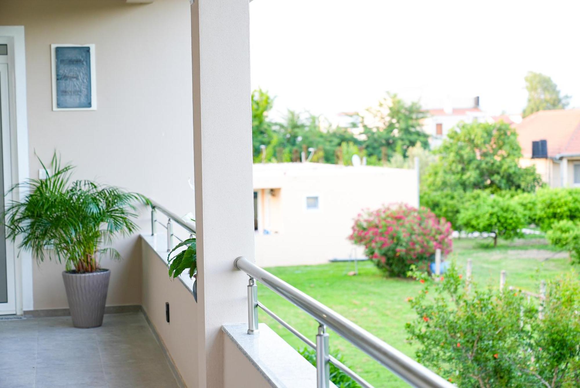 Mar Nero Apartments Bregvija Exterior photo